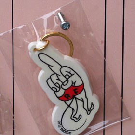 RAT FINGER KEY CHAIN