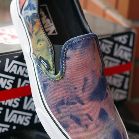 VANS CLASSIC SLIP-ON