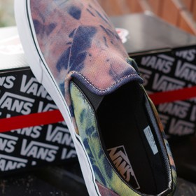 VANS CLASSIC SLIP-ON