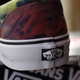 VANS CLASSIC SLIP-ON