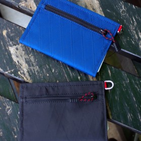 UL. CLAMSHELL WALLET