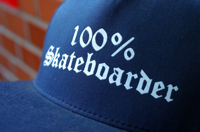 JB即決 100%SKATEBOARDER ロゴ メッシュ CAP 紺 ネイビー 新品
