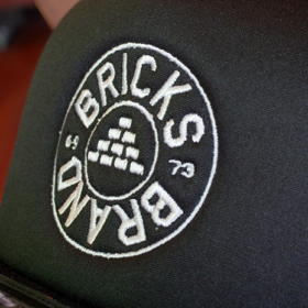BUTTON MESH CAP