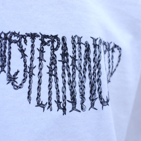 WESTERNWORLD CLOTHING BARBED TEE