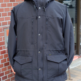 OL-047-022 MOUNTAIN PARKA