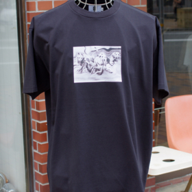 FIRST BEND S/S TEE