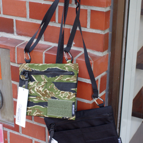 HANGING POCKET