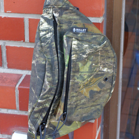 FUNNY POUCH