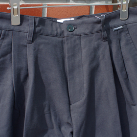 TUCK PANTS