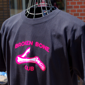 BROKEN BONE CLUB S/S TEE
