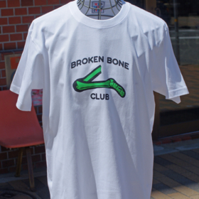 BROKEN BONE CLUB S/S TEE