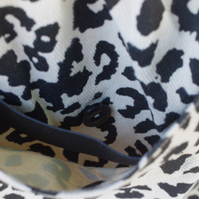 THE HOLIDAY - COMFY FIT- LEOPARD COTTON TWILL SHORT EASY PANTS