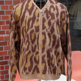VINTAGE PATTERN SHAGGY ZIP CARDIGAN