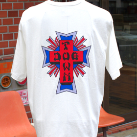 DOGTOWN x BLUCO POCKET TEE -LOGO- DOGTOWN x BLUCO POCKET TEE -LOGO-