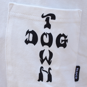 DOGTOWN x BLUCO POCKET TEE -LOGO-
